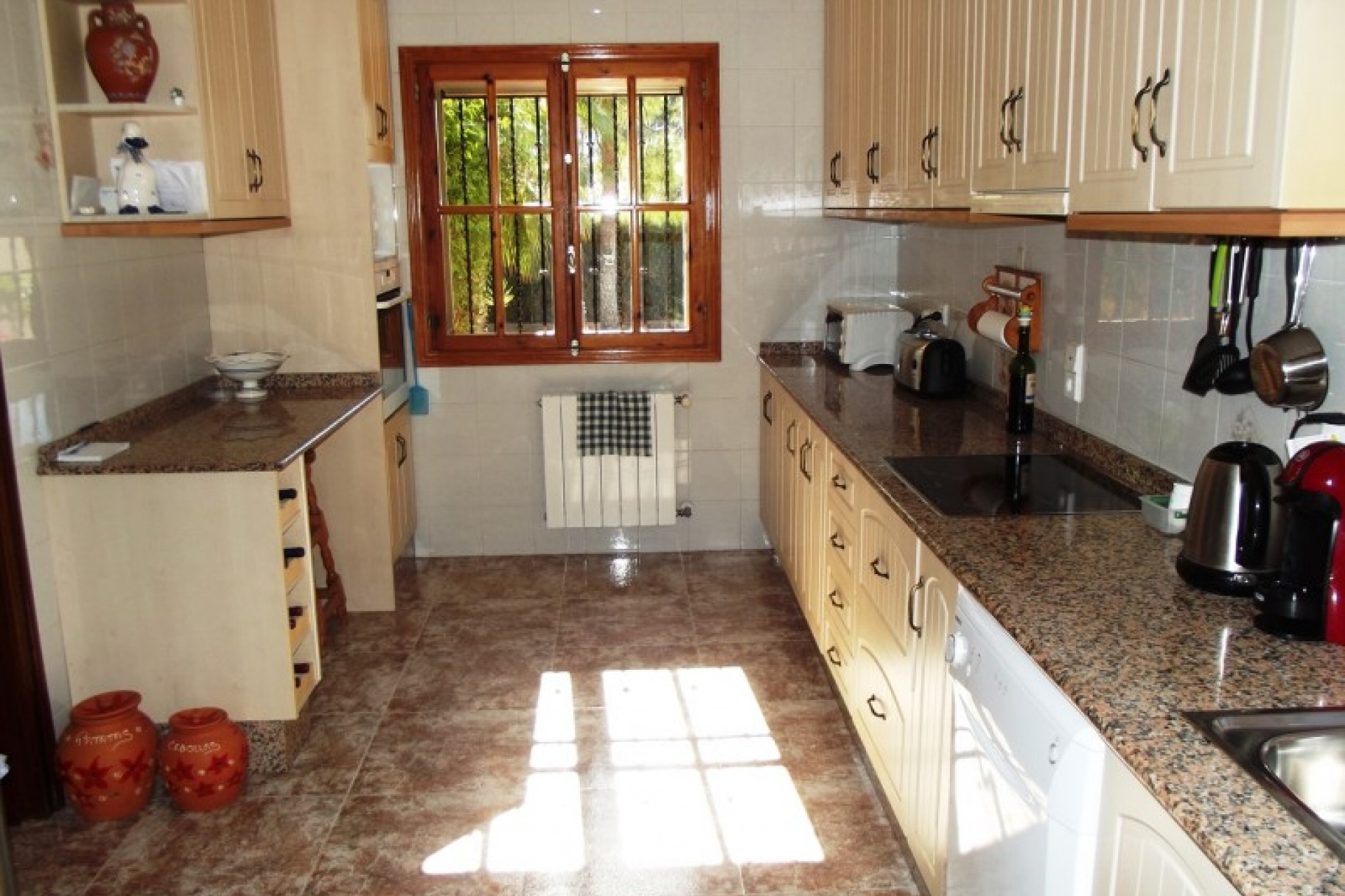 Bargain exclusive detached villa for sale in a gated community