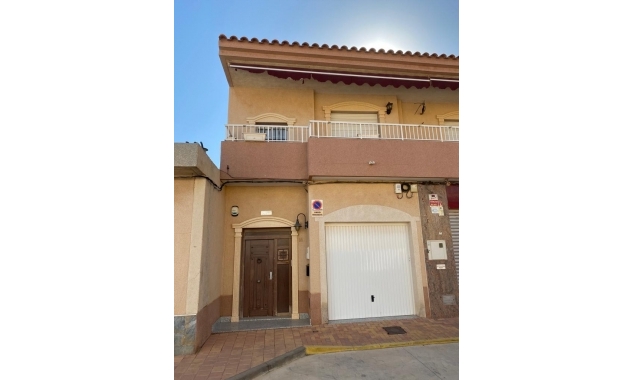 Townhouse for sale - Property for sale - Balsicas - 3896DH