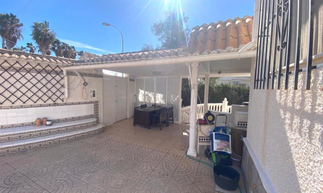 Propiedad en venta - Villa for sale - Torrevieja - El Chaparral