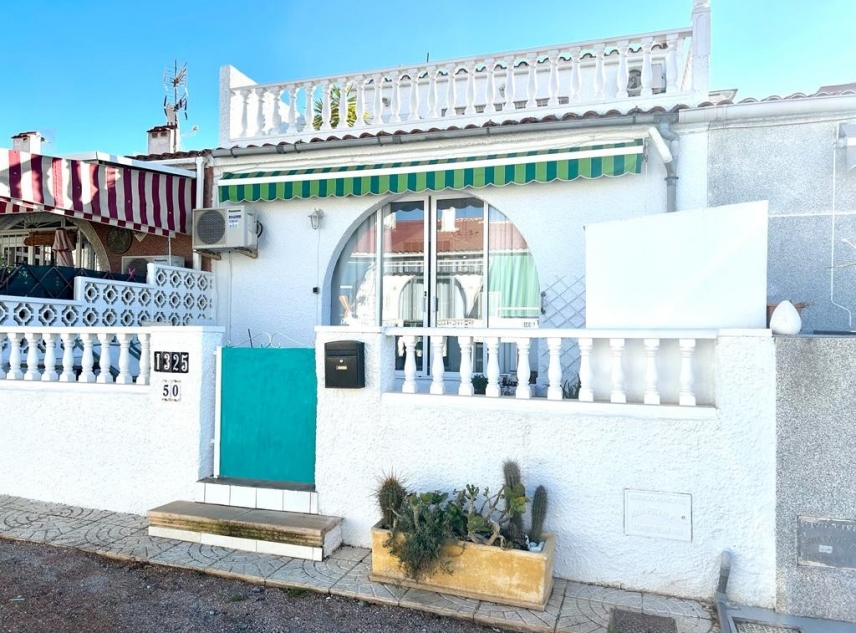 Archivado - Townhouse for sale - Torrevieja - San Luis