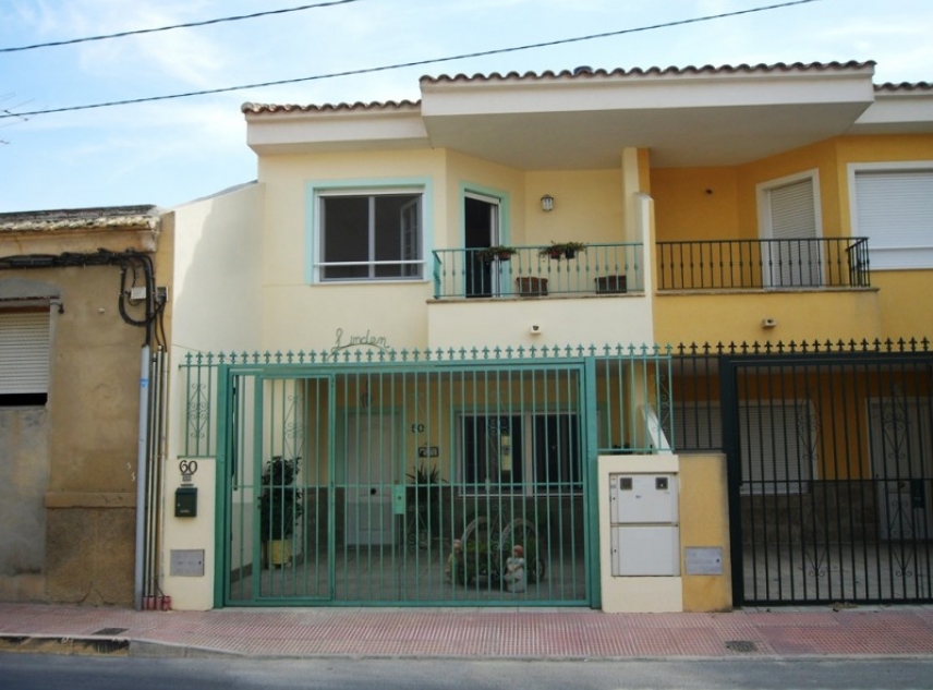 Archivé - Townhouse for sale - Daya Nueva