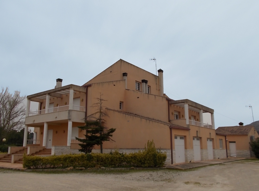 Archivé - Villa for sale - Yecla