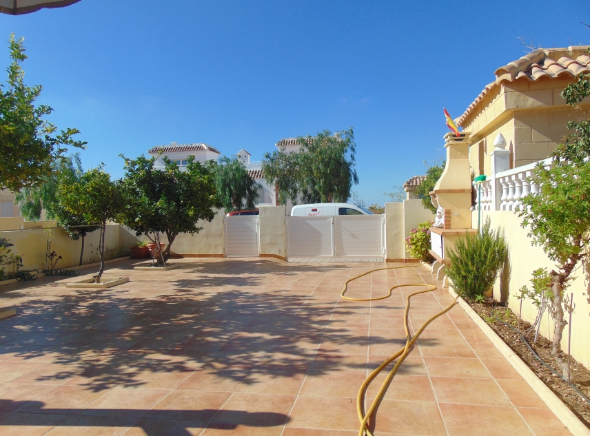 Archived - Townhouse for sale - Balsicas - Sierra Golf