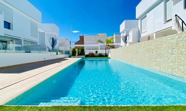 Bungalow for sale - New Property for sale - Pilar de la Horadada - NB-54094