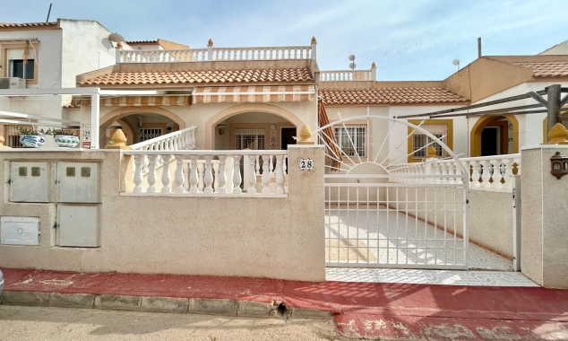 Bungalow for sale - Propiedad en venta - Torrevieja - Altos del Limonar