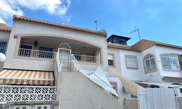 Bungalow te koop - Te koop aangeboden onroerend goed - Torrevieja - Altos del Limonar
