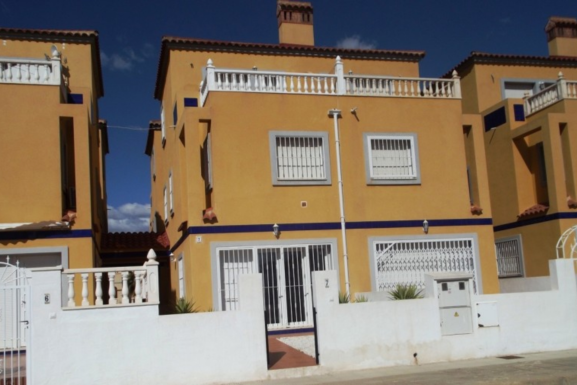 Close to Los Dolse and Playa Flamenca on Spains Orihuela Costa, cheap, bargain property for sale in La Zenia
