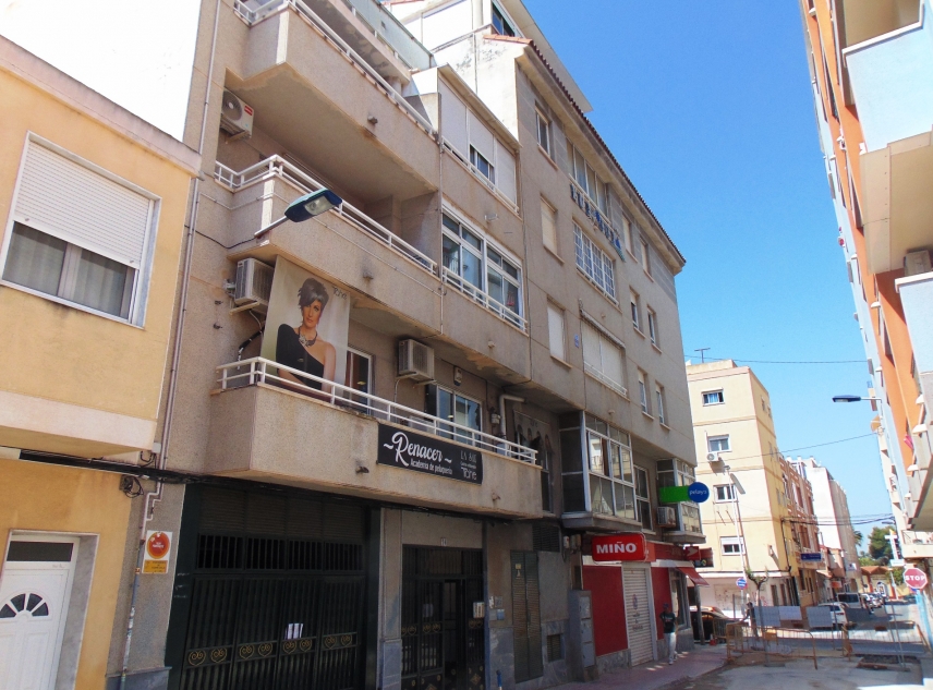 Eigendom verkocht - Appartement te koop - Torrevieja - Torrevieja Town Centre