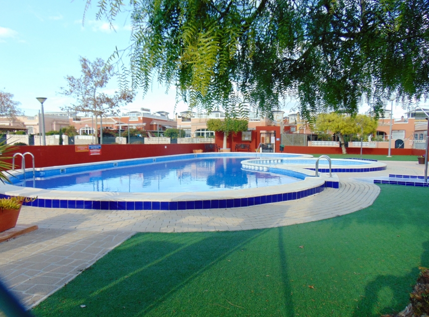 Eigendom verkocht - Bungalow te koop - Los Montesinos - La Herrada
