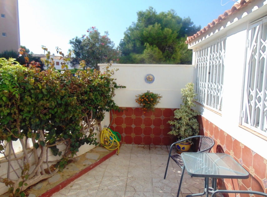 Eigendom verkocht - Bungalow te koop - Orihuela Costa - La Zenia