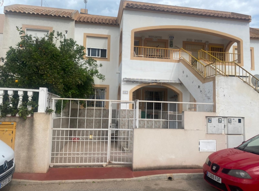 Eigendom verkocht - Bungalow te koop - Torrevieja - Altos del Limonar