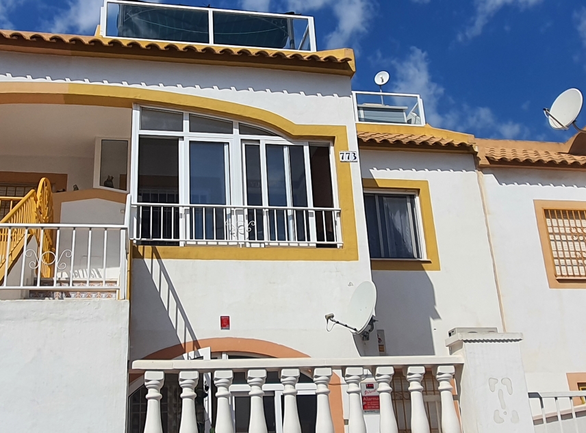 Eigendom verkocht - Bungalow te koop - Torrevieja - Altos del Limonar