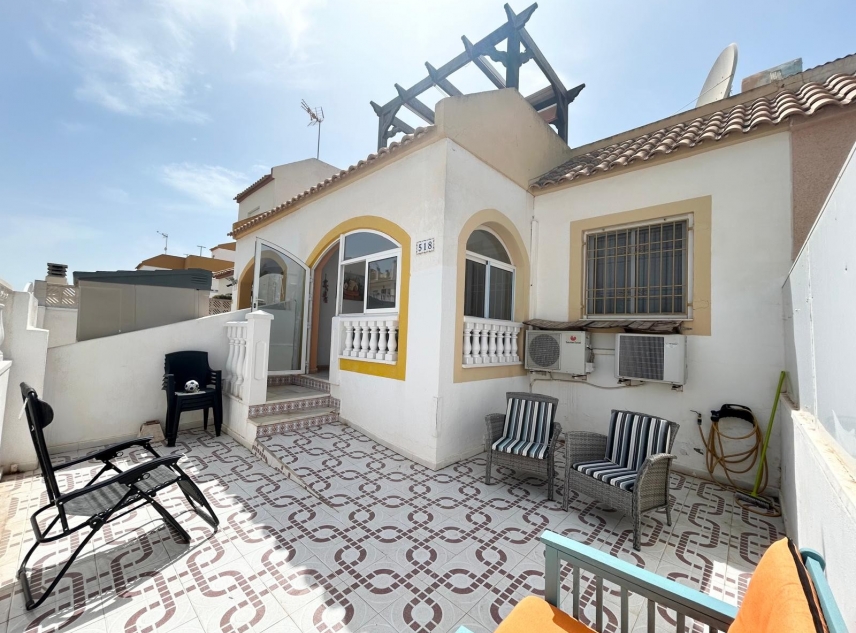 Eigendom verkocht - Bungalow te koop - Torrevieja - Altos del Limonar