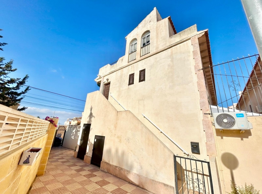 Eigendom verkocht - Bungalow te koop - Torrevieja - El Chaparral