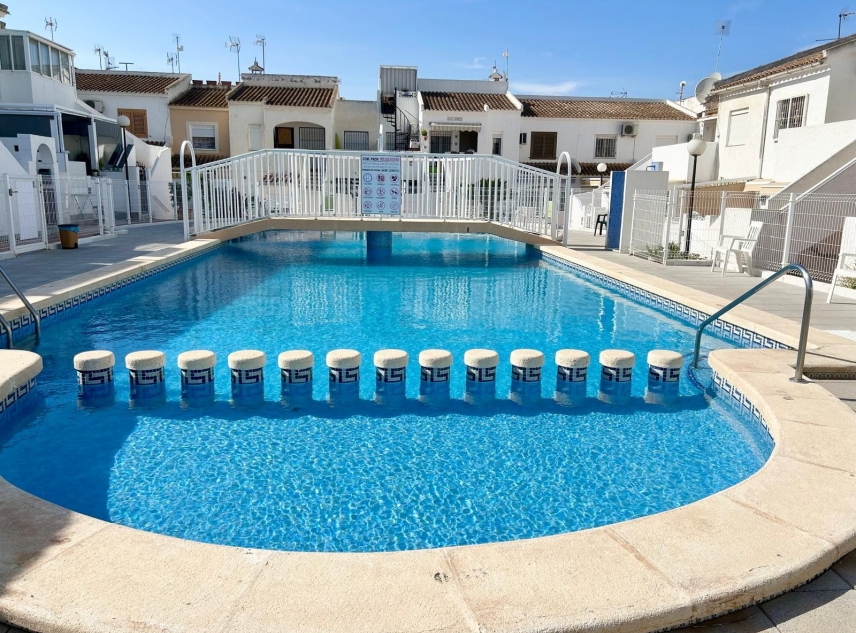 Eigendom verkocht - Bungalow te koop - Torrevieja - El Chaparral