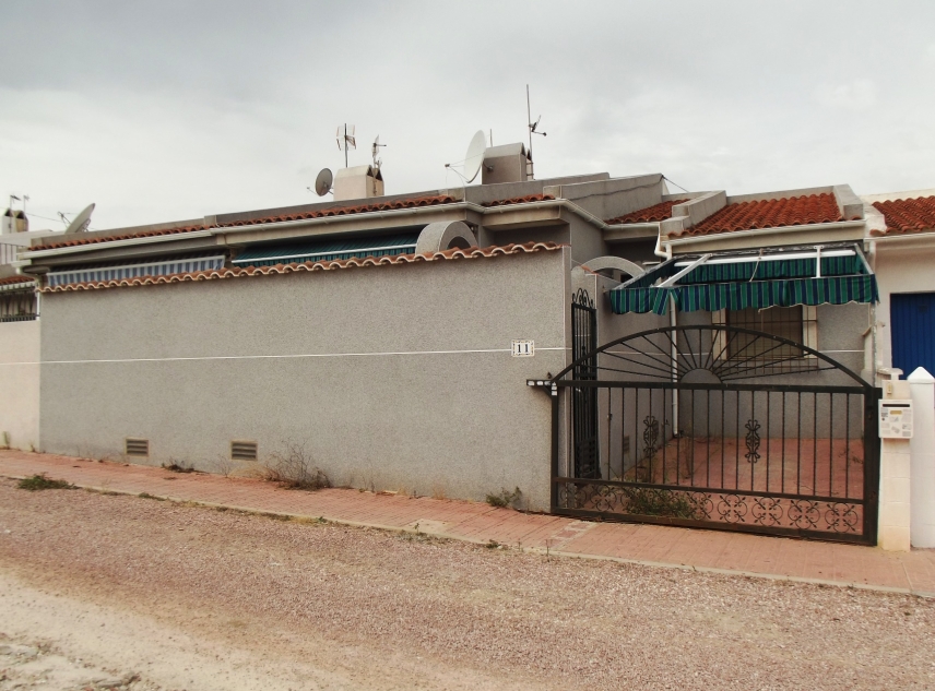 Eigendom verkocht - Bungalow te koop - Torrevieja - El Chaparral