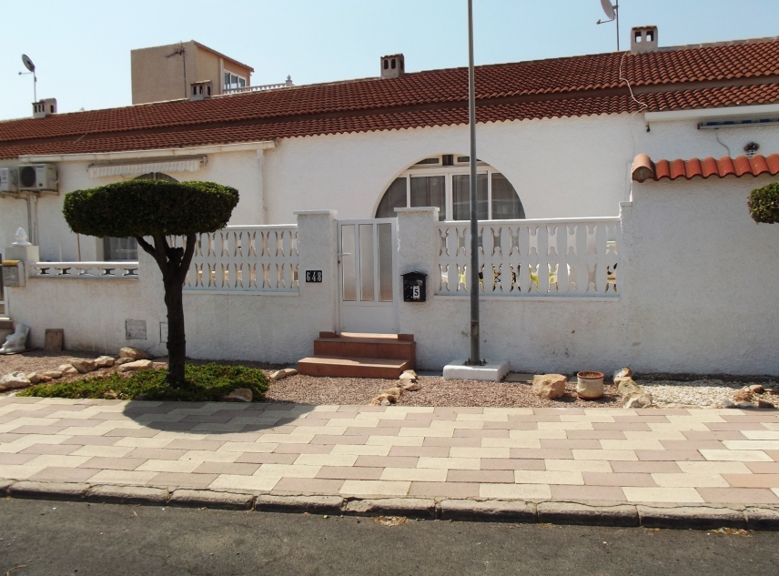 Eigendom verkocht - Bungalow te koop - Torrevieja - La Siesta