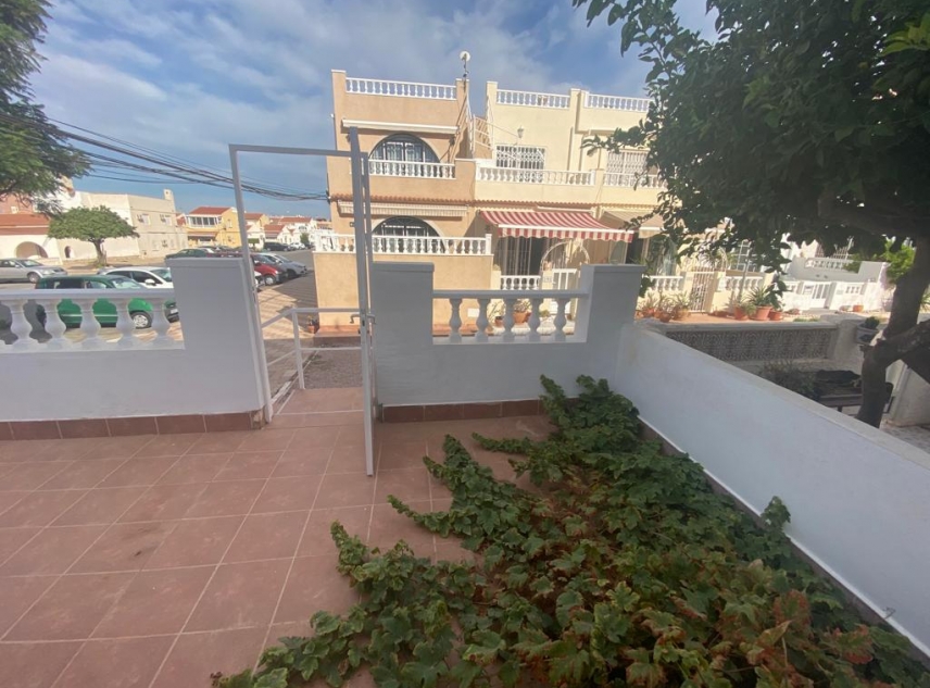 Eigendom verkocht - Bungalow te koop - Torrevieja - La Siesta
