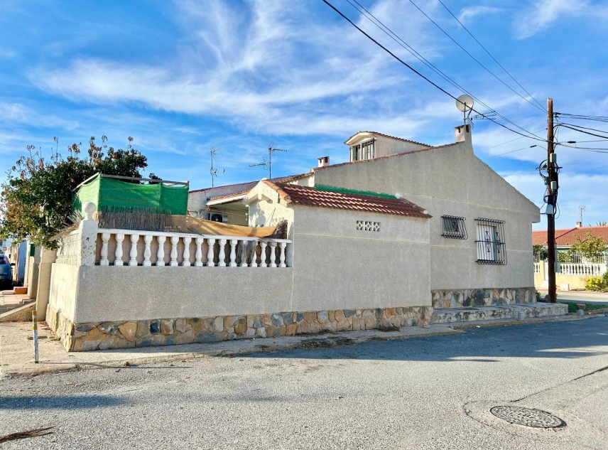 Eigendom verkocht - Bungalow te koop - Torrevieja - La Torreta