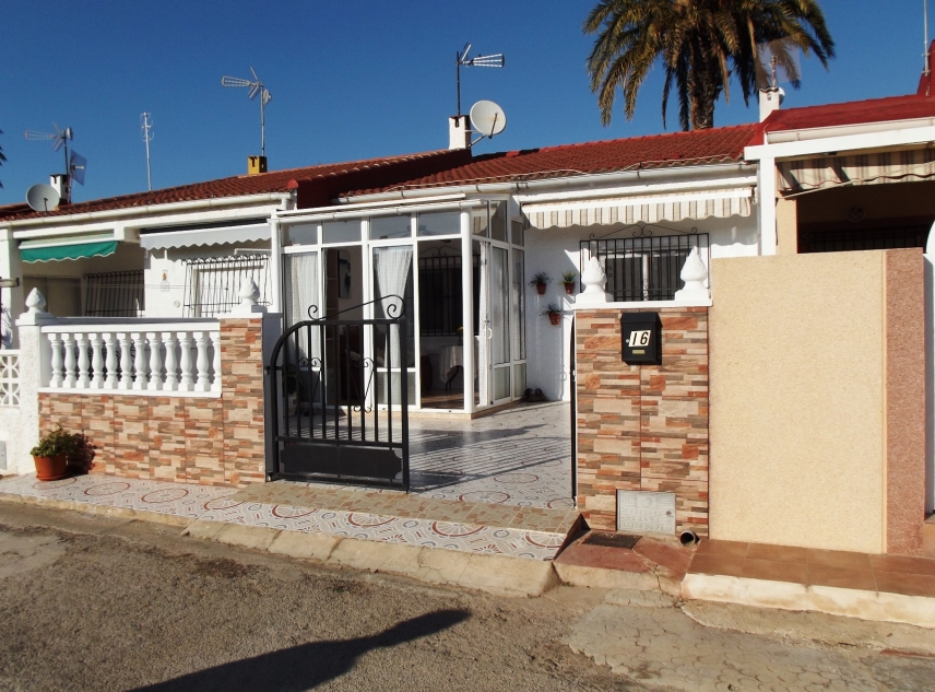 Eigendom verkocht - Bungalow te koop - Torrevieja - La Torreta