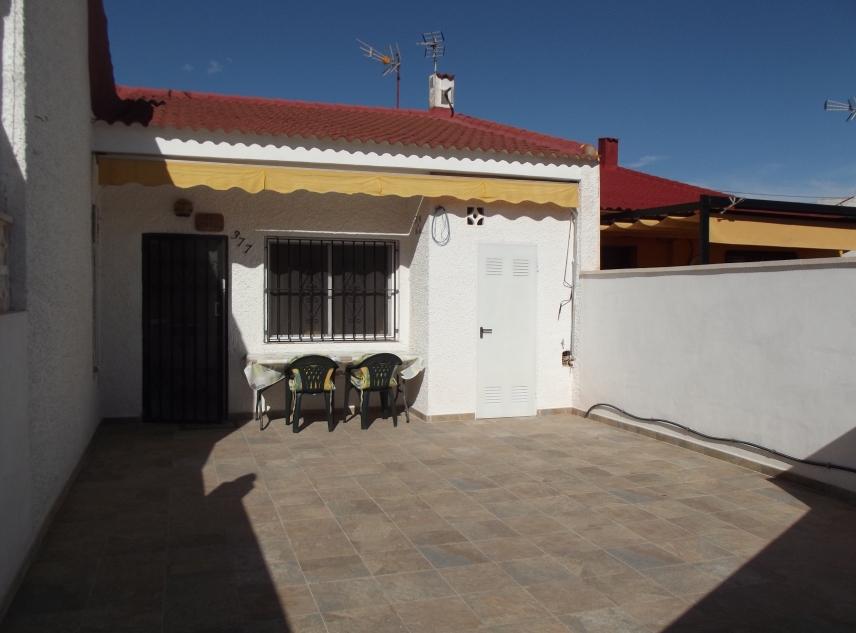 Eigendom verkocht - Bungalow te koop - Torrevieja - La Torreta