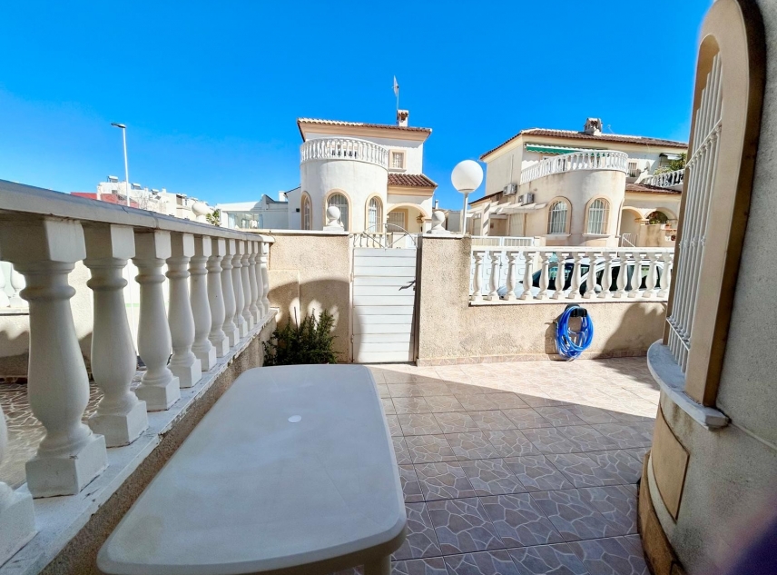 Eigendom verkocht - Rijtjeshuis te koop - Torrevieja - Aguas Nuevas