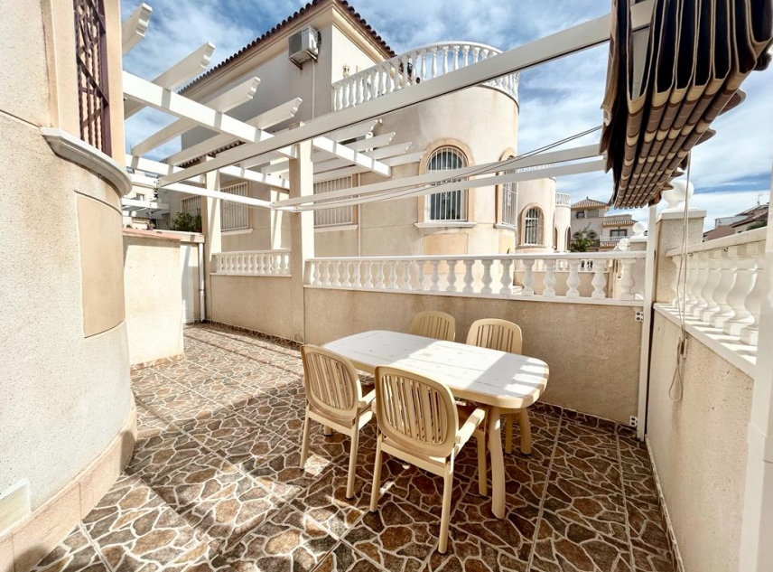 Eigendom verkocht - Rijtjeshuis te koop - Torrevieja - Aguas Nuevas