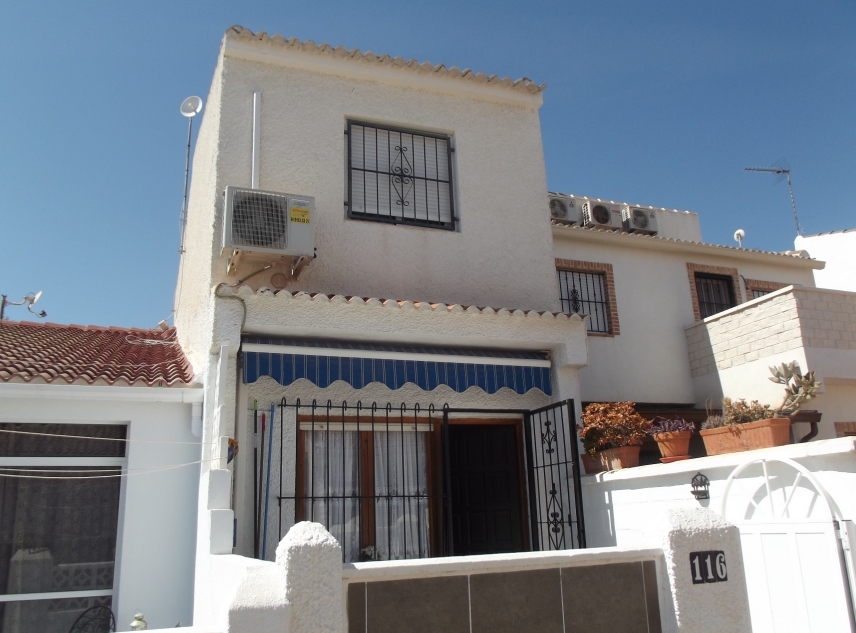 Eigendom verkocht - Rijtjeshuis te koop - Torrevieja - El Limonar