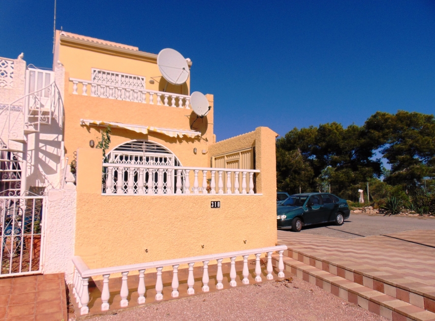 Eigendom verkocht - Rijtjeshuis te koop - Torrevieja - La Siesta
