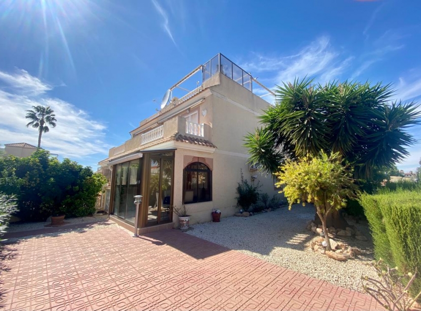 Eigendom verkocht - Rijtjeshuis te koop - Torrevieja - La Siesta