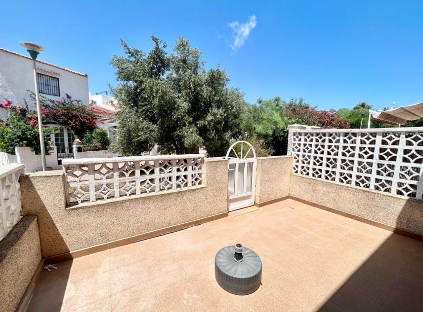 Eigendom verkocht - Rijtjeshuis te koop - Torrevieja - La Siesta