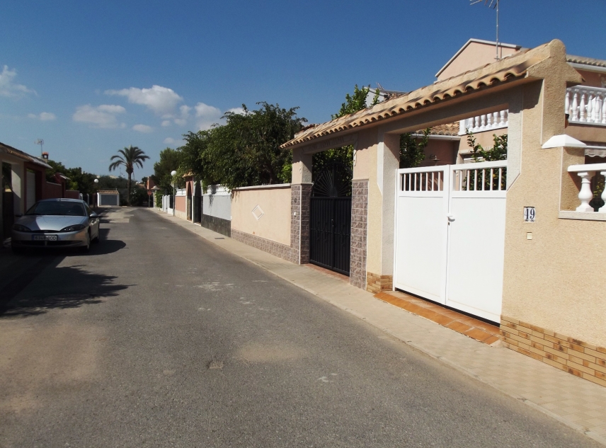 Eigendom verkocht - Rijtjeshuis te koop - Torrevieja - La Torreta