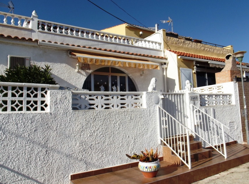 Eigendom verkocht - Rijtjeshuis te koop - Torrevieja - San Luis