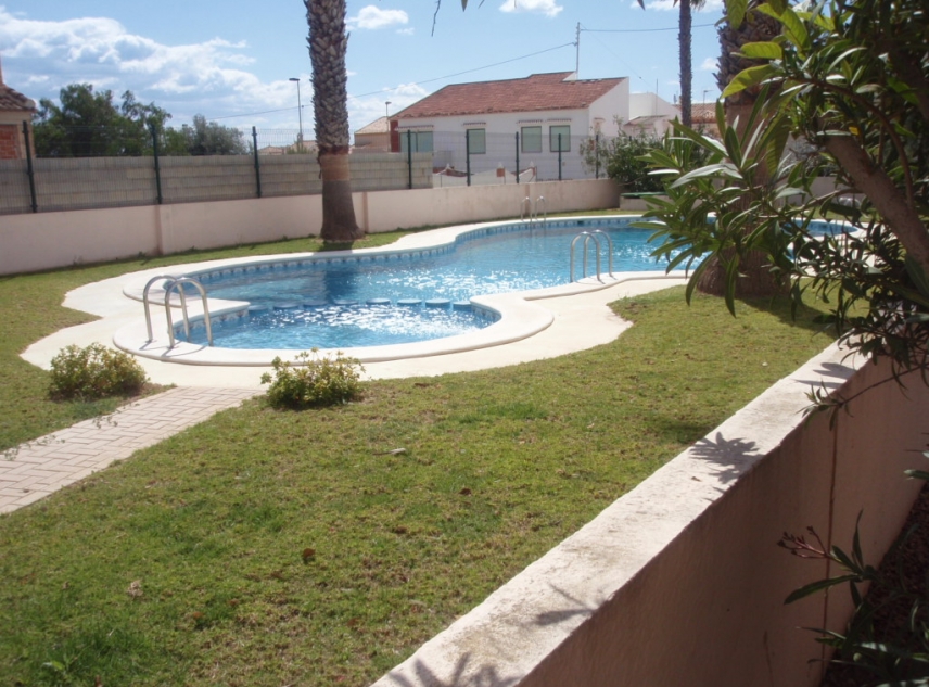 Eigendom verkocht - Rijtjeshuis te koop - Torrevieja - Torrevieja Town Centre