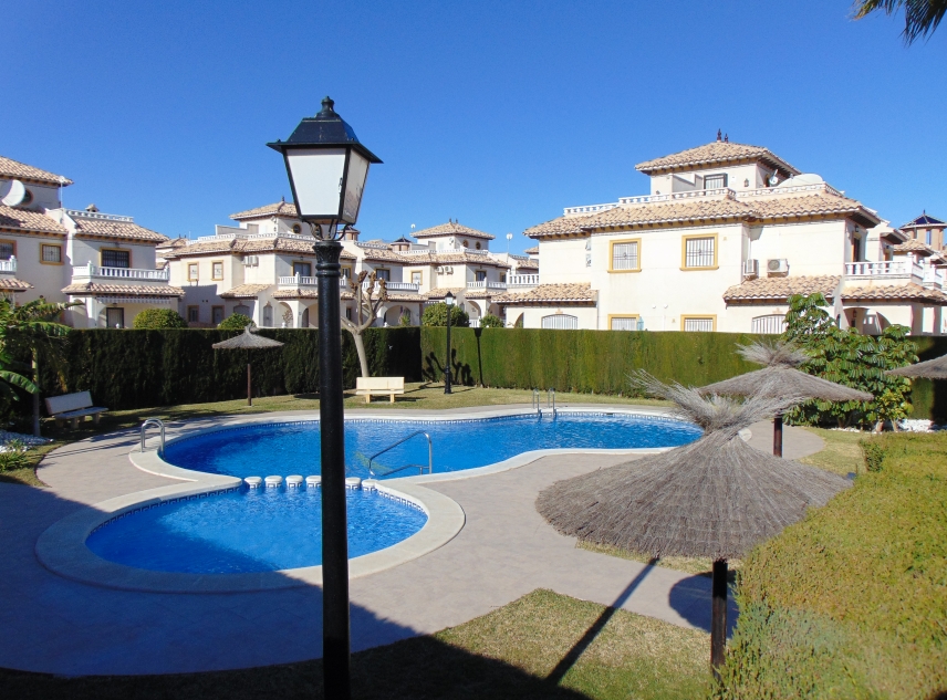 Eigendom verkocht - Villa te koop - Orihuela Costa - Cabo Roig