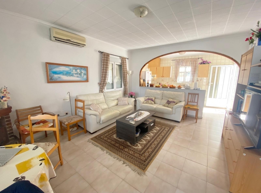 Eigendom verkocht - Villa te koop - Torrevieja - El Chaparral