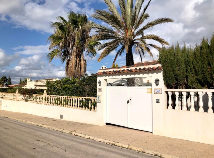 Eigendom verkocht - Villa te koop - Torrevieja - El Chaparral
