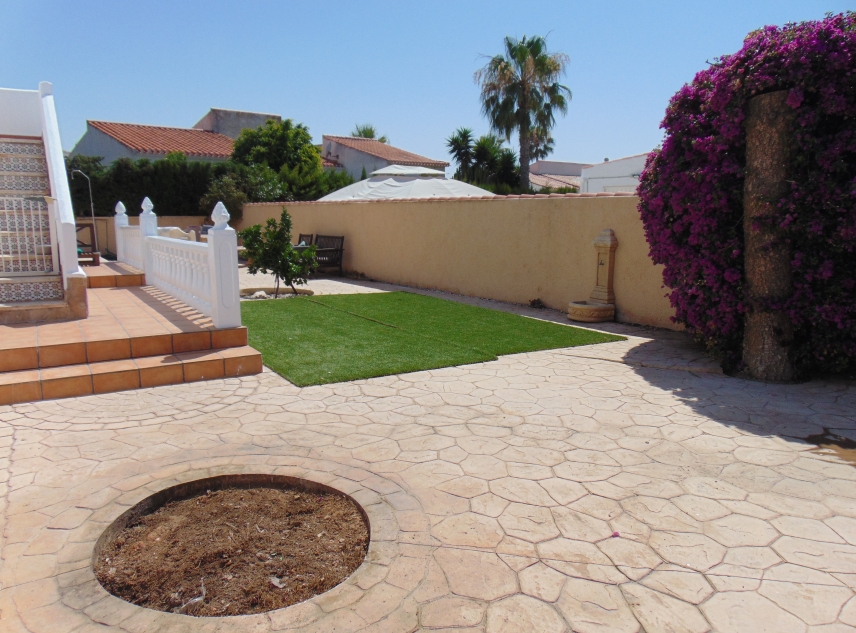 Eigendom verkocht - Villa te koop - Torrevieja - El Chaparral