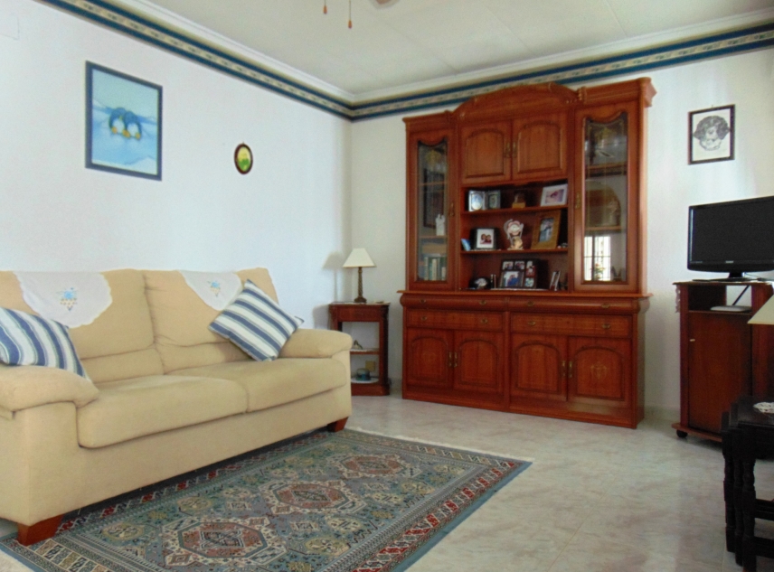 Eigendom verkocht - Villa te koop - Torrevieja - San Luis