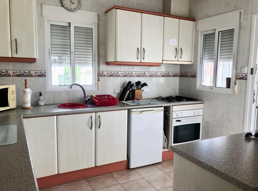 Eigendom verkocht - Villa te koop - Torrevieja - San Luis