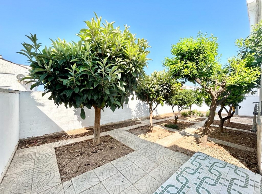 Eigendom verkocht - Villa te koop - Torrevieja - San Luis