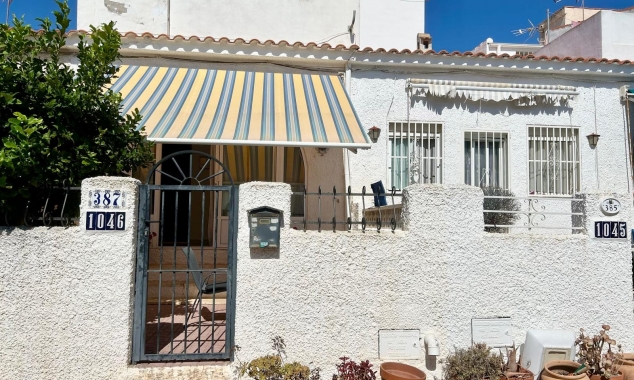 Maison de ville à vendre - Propriété à vendre - Torrevieja - 4088ST