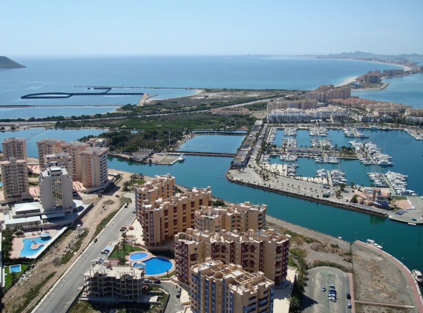 New Property for sale - Apartment for sale - La Manga del Mar Menor - La Manga