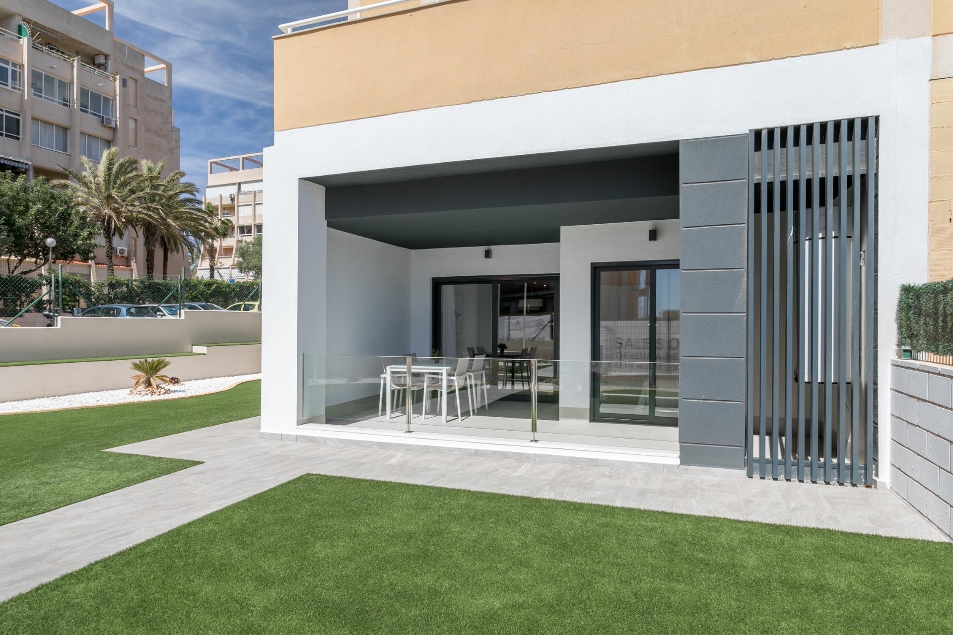 New Property for sale - Apartment for sale - Torrevieja - Torrevieja Town Centre