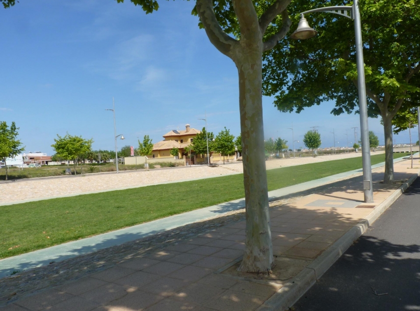 New Property for sale - Bungalow for sale - Pilar de la Horadada - pueblo
