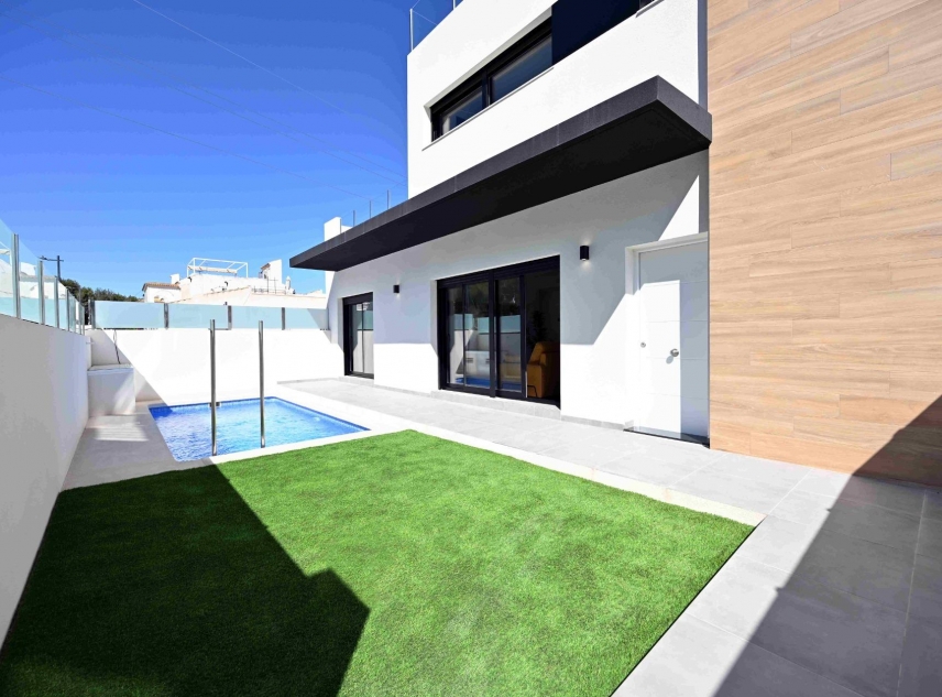 New Property for sale - Townhouse for sale - Orihuela Costa - Las Filipinas