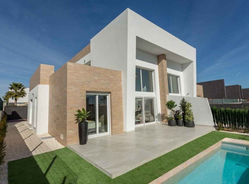 New Property for sale - Villa for sale - Algorfa - La Finca Golf