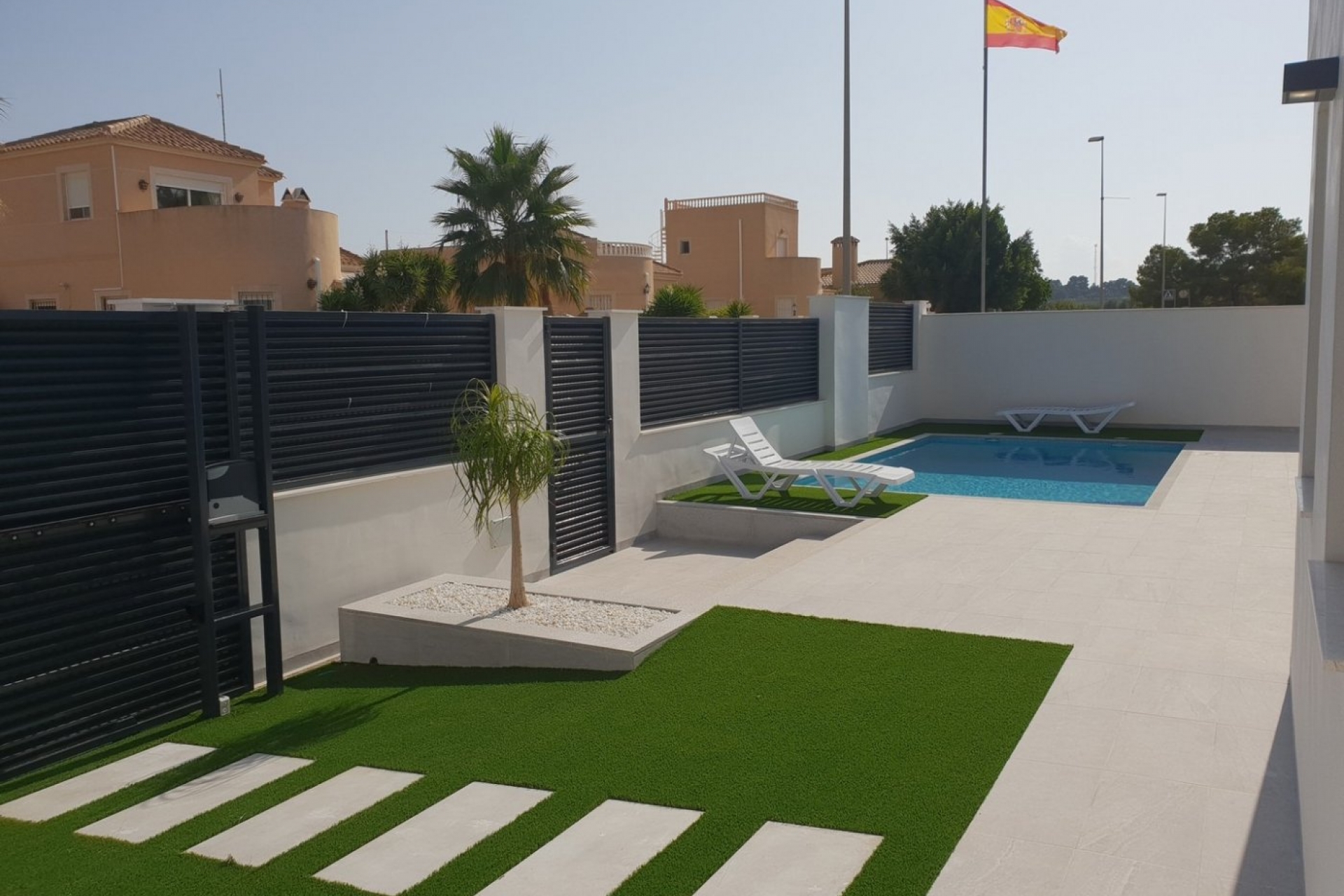 New Property for sale - Villa for sale - Pilar de la Horadada - Campoverde