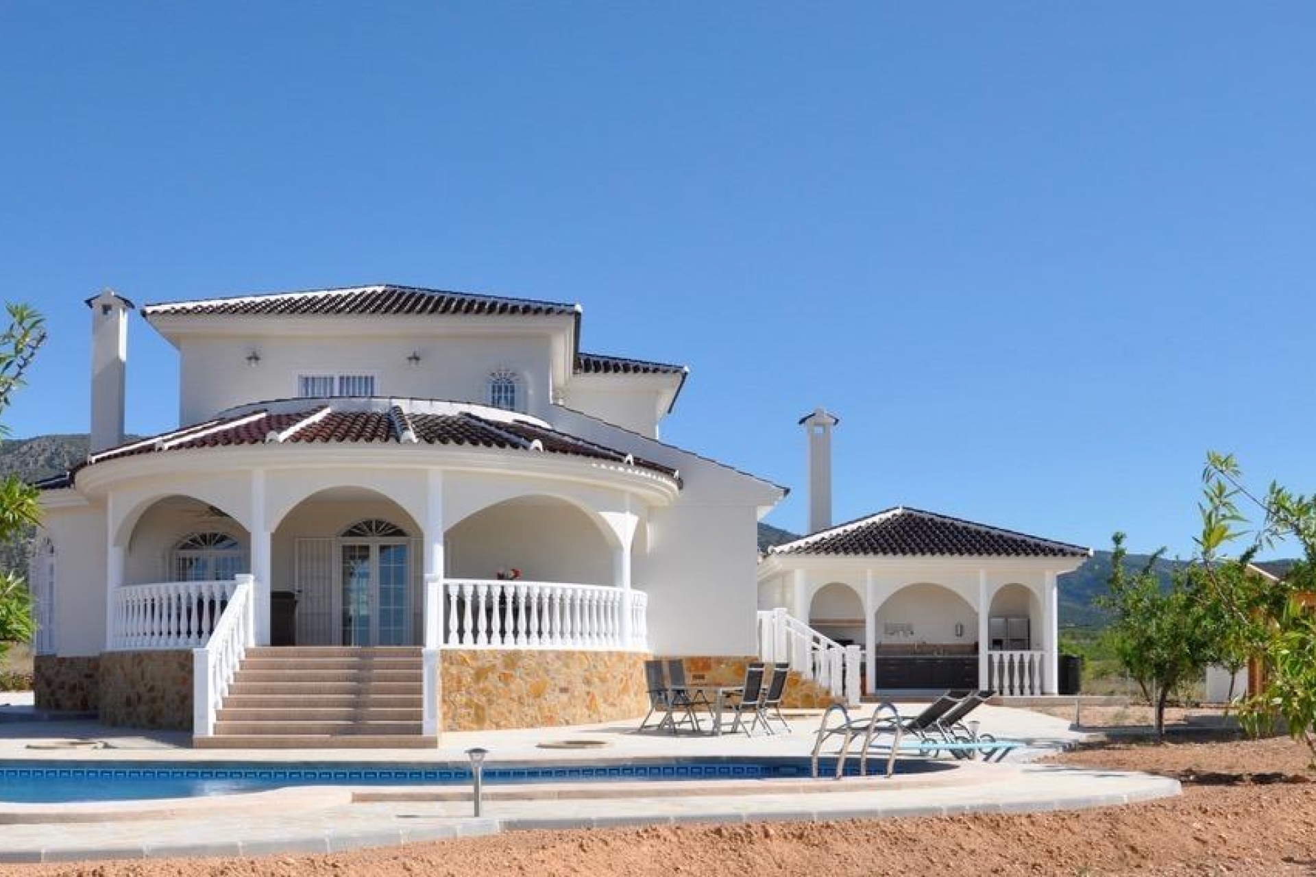 New Property for sale - Villa for sale - Pinoso - Campo