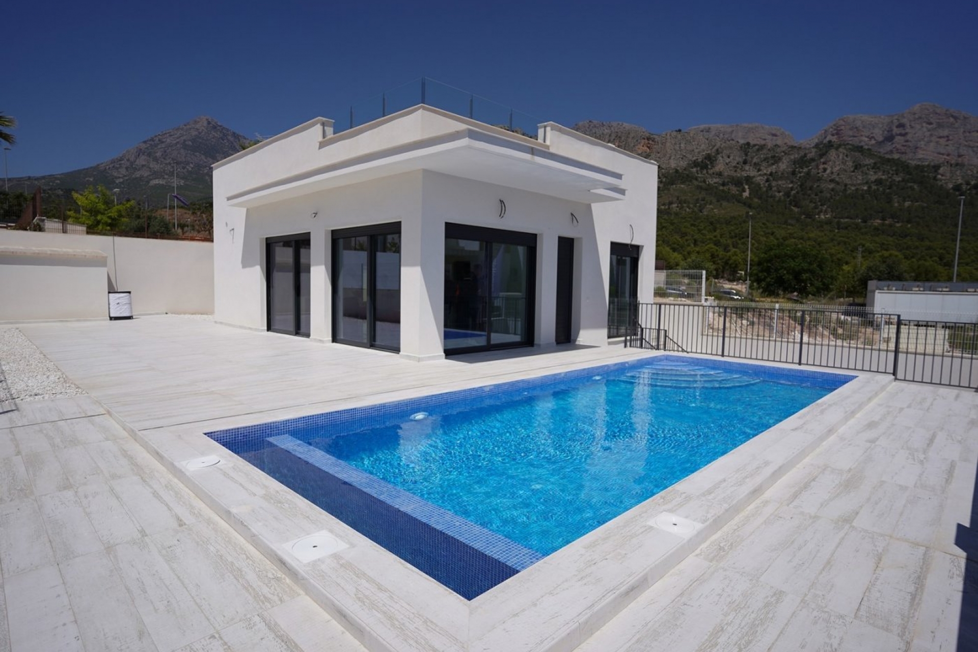 New Property for sale - Villa for sale - Polop - Alberca